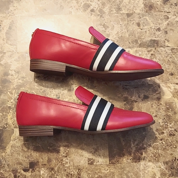 New Tommy Hilfiger loafers, size 6 - Picture 5 of 7